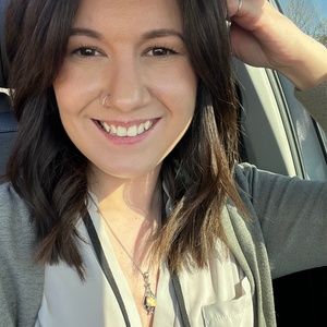 Meet your Posher, Keeley